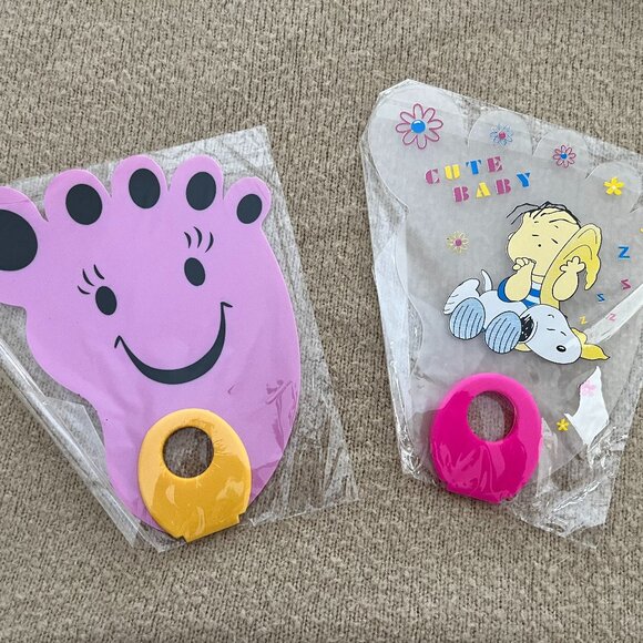 Fun Cute Printed Lightweight Kid Fan - Picture 1 of 2